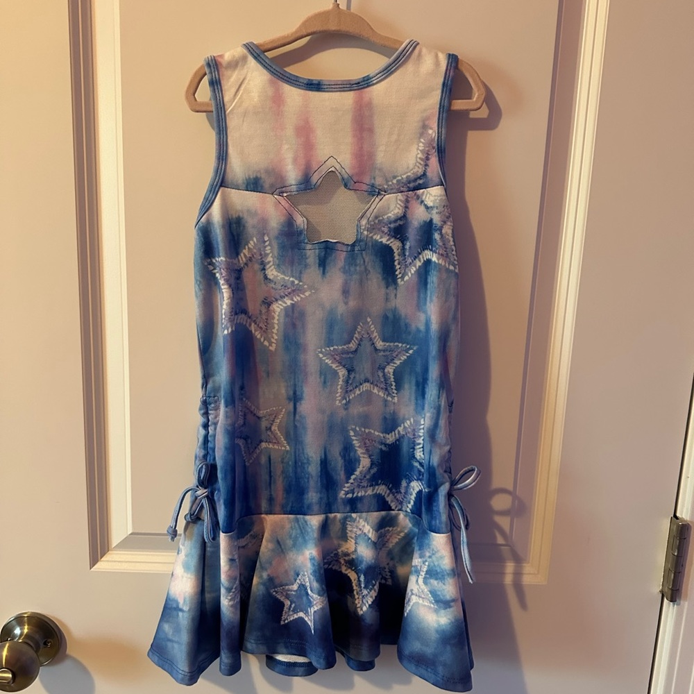 Dress - Picture 2 of 2